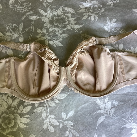 EIomi  bra, beige size US 34J - Picture 6 of 9